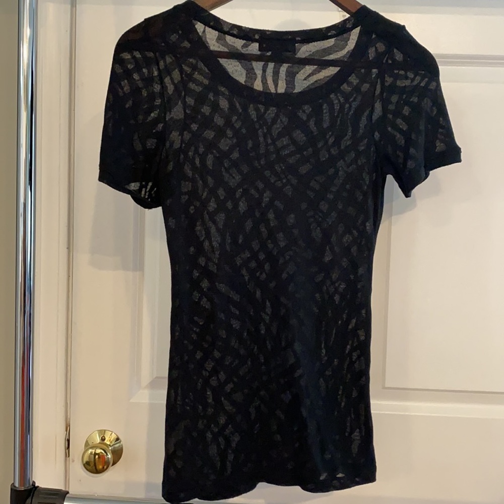 T-shirt - Picture 2 of 2